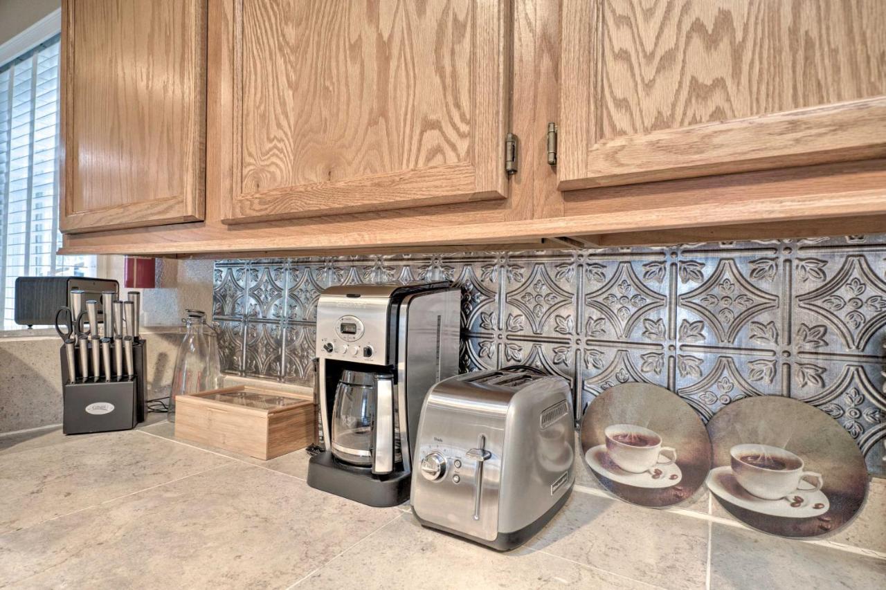 Creekside Home With Patio, Walk To Manitou Incline! مانيتو سبرينغز المظهر الخارجي الصورة